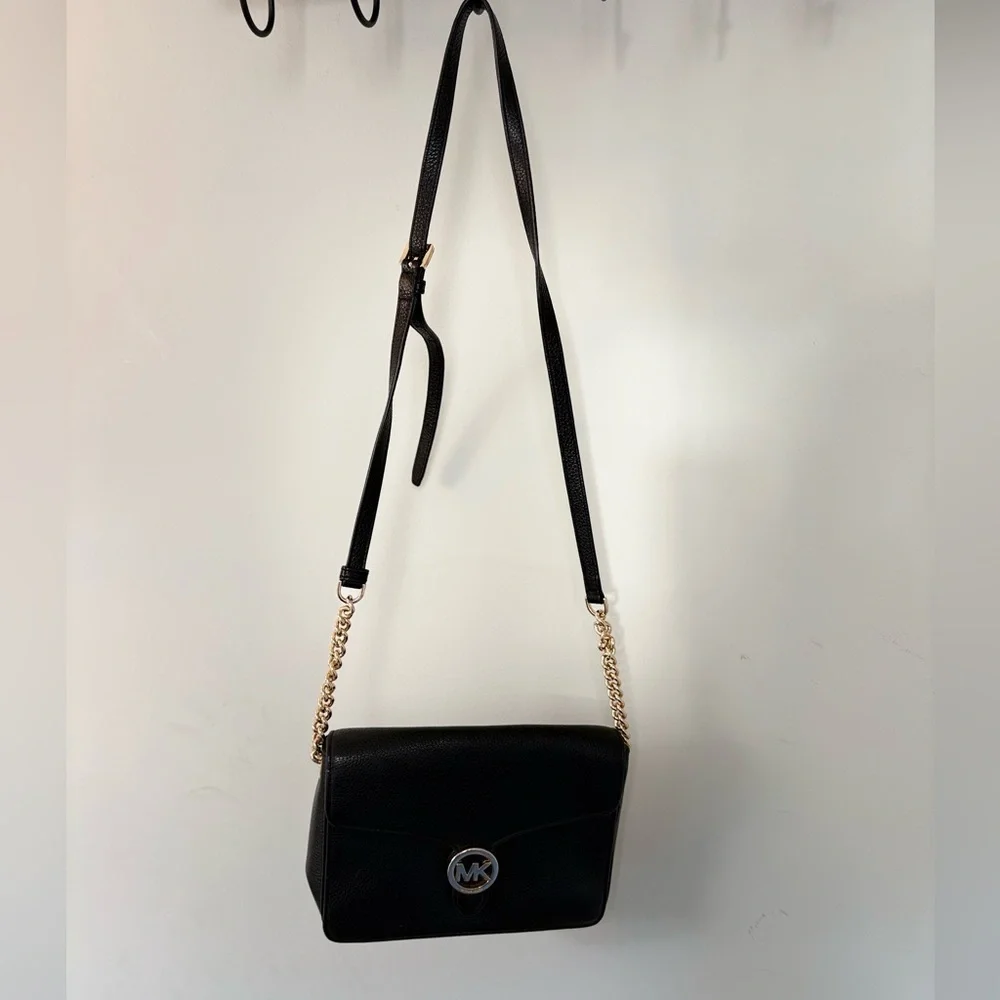 Michael Kors Vanna Medium Black Pebbled Leather Crossbody Bag Gold Chain